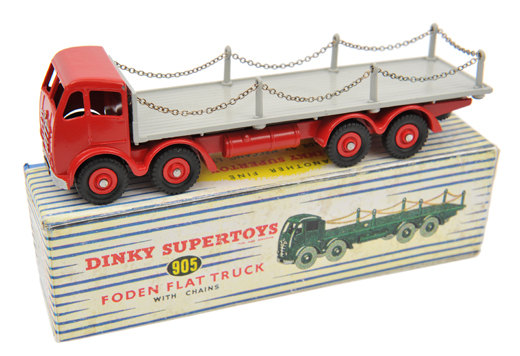 Dinky Supertoys Foden Flat Truck with chains (905). A well restored FG example with red cab,