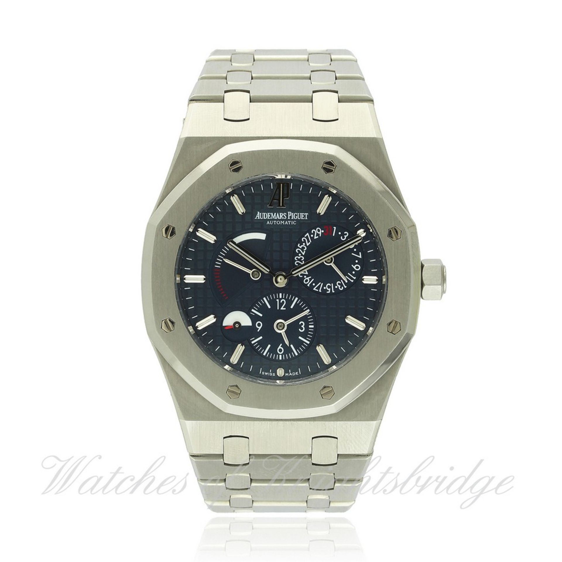 A GENTLEMAN`S STAINLESS STEEL AUDEMARS PIGUET ROYAL OAK DUAL TIME BRACELET WATCH CIRCA 2013, REF.