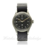 A GENTLEMAN`S STAINLESS STEEL BRITISH MILITARY R.A.F. OMEGA PILOTS WRISTWATCH DATED 1953, REF.