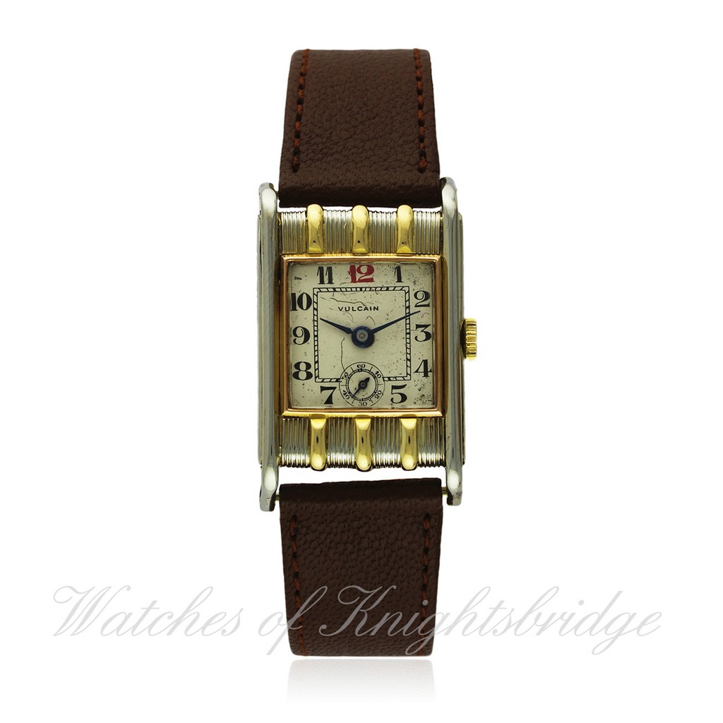 A GENTLEMAN`S 18K SOLID WHITE & YELLOW GOLD VULCAIN WRISTWATCH CIRCA 1930s D: Silver dial with