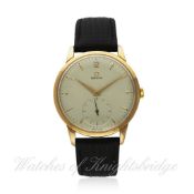 A GENTLEMAN`S LARGE SIZE PINK GOLD PLATED OMEGA WRISTWATCH CIRCA 1951, REF. 2501-6 D: Silver dial