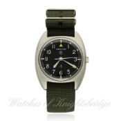 A GENTLEMAN`S STAINLESS STEEL BRITISH MILITARY HAMILTON WRISTWATCH DATED 1973 D: Black dial with