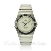 A GENTLEMAN`S STAINLESS STEEL OMEGA CONSTELLATION AUTOMATIC CHRONOMETER BRACELET WATCH CIRCA 1985 D: