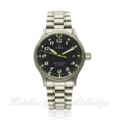 A GENTLEMAN`S STAINLESS STEEL OMEGA DYNAMIC BRACELET WATCH CIRCA 1998 D: Black dial with applied