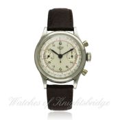 A RARE GENTLEMAN`S STAINLESS STEEL HEUER CHRONOGRAPH WRISTWATCH CIRCA 1940s D: Two tone silver