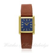 A GENTLEMAN`S 18K SOLID GOLD PIAGET WRISTWATCH CIRCA 1980s, REF. 9058 D: Electric blue dial with