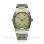 A GENTLEMAN`S STAINLESS STEEL ZENITH SURF AUTOMATIC BRACELET WATCH CIRCA 1970s D: Silver dial with