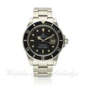 A GENTLEMAN`S STAINLESS STEEL ROLEX OYSTER PERPETUAL DATE SUBMARINER BRACELET WATCH CIRCA 1985, REF.