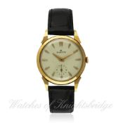 A RARE GENTLEMAN`S 18K SOLID GOLD ROLEX WRISTWATCH CIRCA 1950s D: Silver dial with gilt faceted