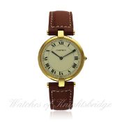 A GENTLEMAN`S 18K SOLID GOLD CARTIER VENDOME WRIST WATCH CIRCA 1990s, REF. 881001 D: Ivory colour