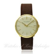 A GENTLEMAN`S 18K SOLID GOLD IWC SCHAFFHAUSEN WRIST WATCH CIRCA 1960s D: Silver dial with gilt