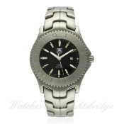 A GENTLEMAN`S STAINLESS STEEL TAG HEUER LINK BRACELET WATCH CIRCA 2005, REF. CR2111 D: Black dial