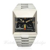 A GENTLEMAN`S STAINLESS STEEL OMAX SPACEMAN AVDACIEVSE BRACELET WATCH CIRCA 1970s D: Black dial with