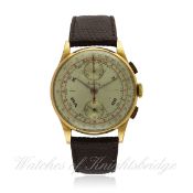 A GENTLEMAN`S 18 SOLID GOLD BREITLING CHRONOGRAPH WRIST WATCH CIRCA 1940s, REF. 131 D: Silver dial