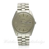 A GENTLEMAN`S STAINLESS STEEL OMEGA SEAMASTER DAY DATE AUTOMATIC BRACELET WATCH CIRCA 1968, REF.