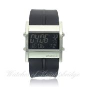 A GENTLEMAN`S STAINLESS STEEL TAG HEUER DIGITAL MICRO TIMER 1/1000TH CHRONOGRAPH WRIST WATCH DATED