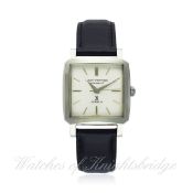 A GENTLEMAN`S STAINLESS STEEL GIRARD PERREGAUX GYROMATIC WRIST WATCH CIRCA 1960s D: Silver dial with