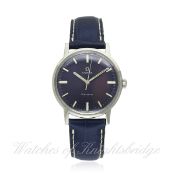 A GENTLEMAN`S STAINLESS STEEL OMEGA GENEVE WRIST WATCH CIRCA 1970, REF. 136.070 D: Purple dial