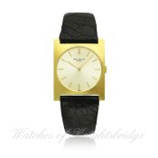 A RARE GENTLEMAN`S 18K SOLID GOLD PATEK PHILIPPE WRISTWATCH CIRCA 1970, REF. 3557 D: Silver sunburst