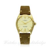 A GENTLEMAN`S 9CT SOLID GOLD ROLEX OYSTER PERPETUAL CHRONOMETER WRIST WATCH CIRCA 1959, REF. 1002 D: