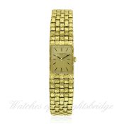 A LADIES 18K SOLID GOLD VACHERON & CONSTANTIN WRIST WATCH CIRCA 1970s, REF. 7514 D: Champagne dial