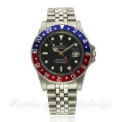 A GENTLEMAN`S STAINLESS STEEL ROLEX OYSTER PERPETUAL GMT MASTER BRACELET WATCH CIRCA 1980, REF.