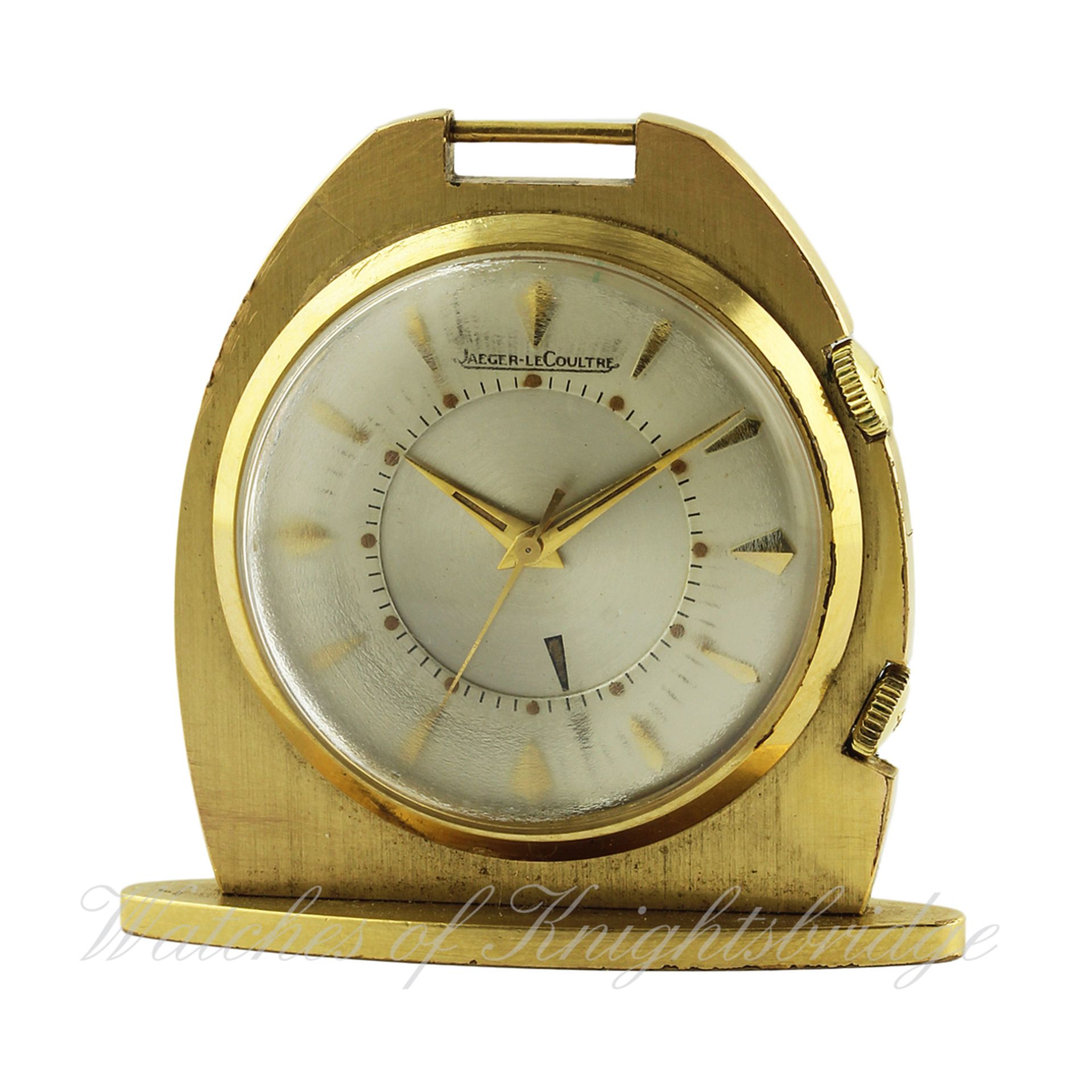 A GILT METAL JAEGER LECOULTRE ALARM TRAVEL / POCKET WATCH CIRCA 1970s D: Two piece champagne dial