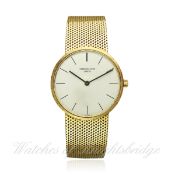 A GENTLEMAN`S 18K SOLID GOLD PATEK PHILIPPE BRACELET WATCH CIRCA 1980s REF. 3513/5 D: Silver dial