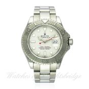 A GENTLEMAN`S STAINLESS STEEL & PLATINUM ROLEX OYSTER PERPETUAL DATE YACHT MASTER BRACELET WATCH