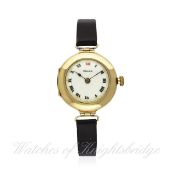 A LADIES 9CT SOLID GOLD ROLEX WRIST WATCH CIRCA 1920s PRESENTED TO MURIEL THOMPSON IN APPRECIATION