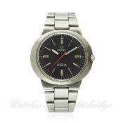 A GENTLEMAN`S STAINLESS STEEL OMEGA GENEVE DYNAMIC BRACELET WATCH CIRCA 1970s D: Grey "star dust"