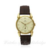 A GENTLEMAN`S 18K SOLID GOLD ROLEX WRIST WATCH CIRCA 1950s, REF. 3021 D: Silver dial with raised