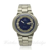 A GENTLEMAN`S STAINLESS STEEL OMEGA GENEVE DYNAMIC AUTOMATIC BRACELET WATCH CIRCA 1970s D: Blue