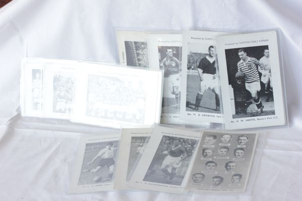 Scottish 1950`s Football Ephemera - SDE cards depicting the 1951 Scotland team, 8 in the