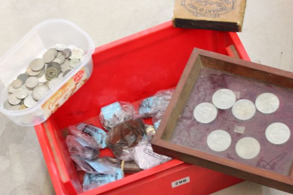 Red tub mixed Coins coins including silver