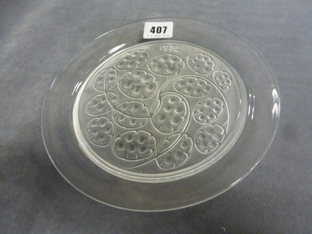 20th century Lalique Glass Plate with Silver Pennies 1974 pattern
