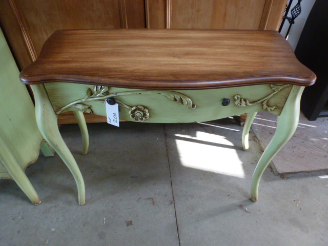 A shabby chic French style console table width 99cm x depth 46cm x height 78cm