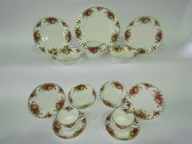 A quantity of Royal Albert Old Country Roses pattern dinner and tea wares comprising six dinner