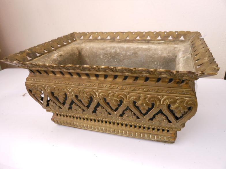 19thC Bronze Jardiniere With Original Liner : For Condition Reports and to BID LIVE please visit