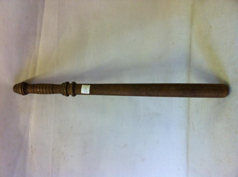 A WW2 US Military Police Truncheon. 56cms : For Condition Reports and to BID LIVE please visit www.