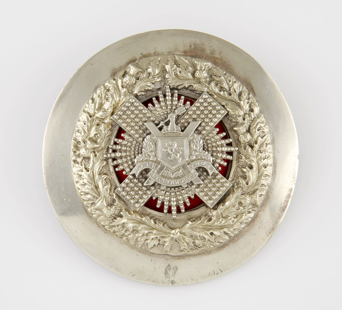 Anon CAPE TOWN HIGHLANDERS OFFICERS NICKEL SILVER PLACED BROOCH WORN 1902-1914 (OWEN 212) Diameter: