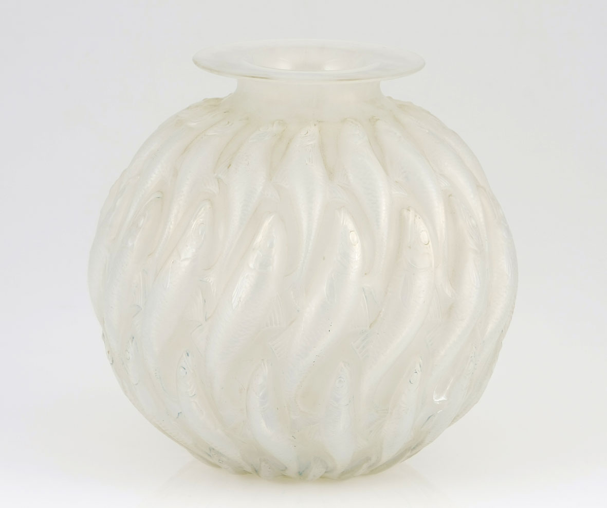 Marisa`: A Lalique opalescent glass vase designed 1927, Marcilhac number 1002, the underside