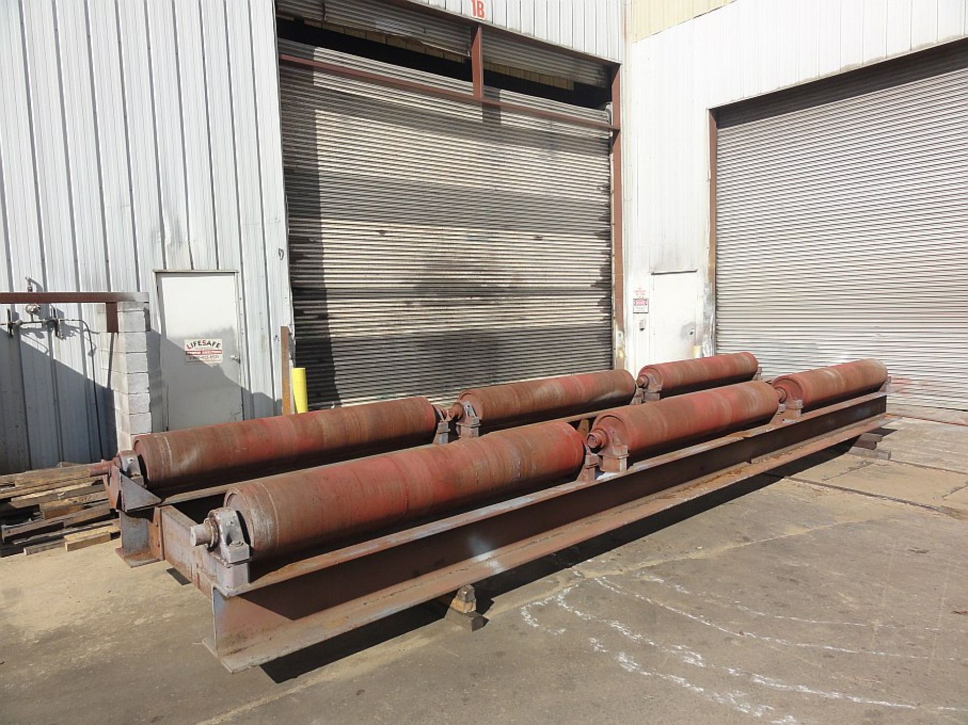 Fit-Up Rolls, 27' x 61", 85.5" rolls, 13.5" roll dia., 1" construction