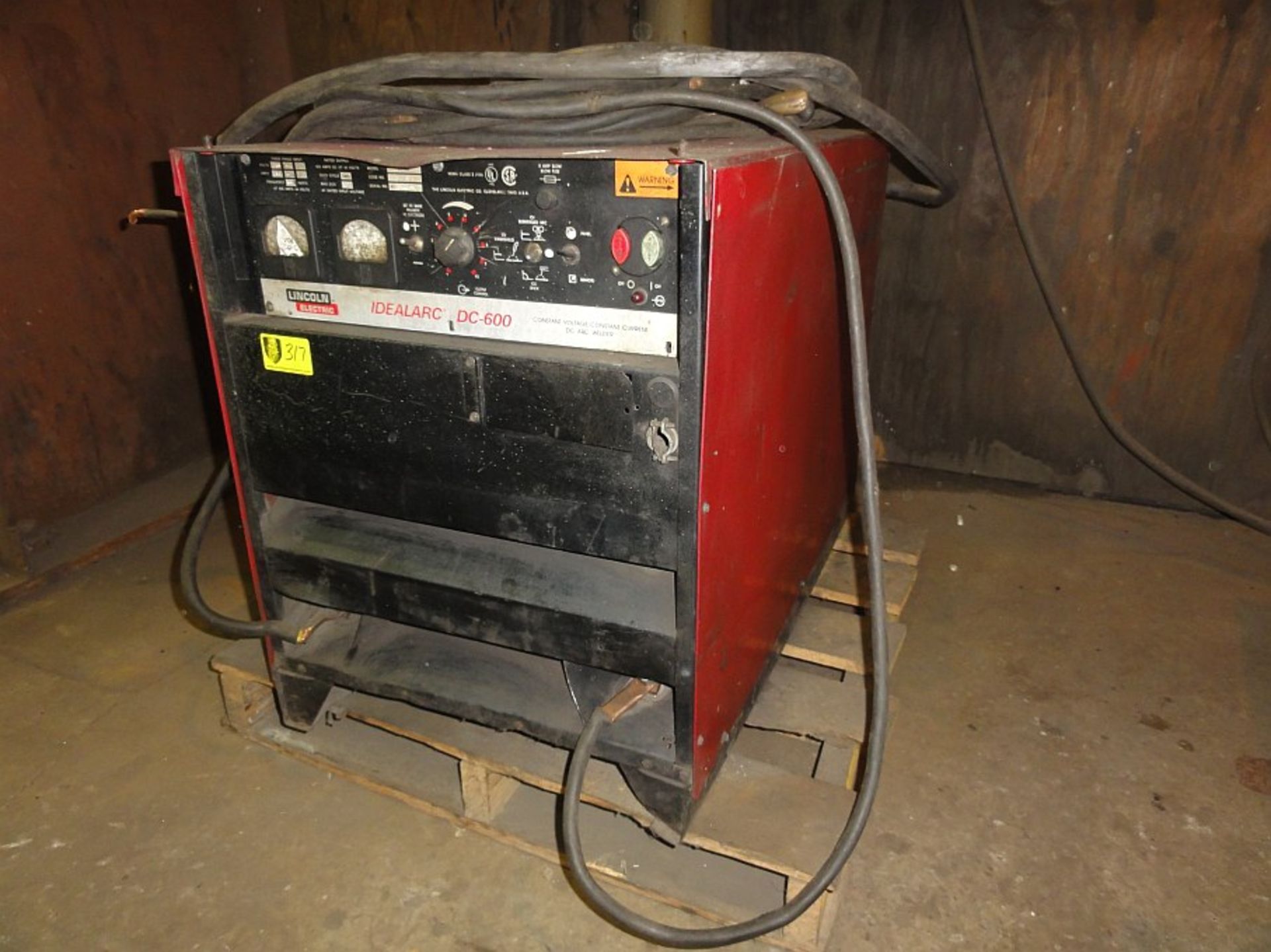 Lincoln Idealarc DC600 Welder, SN 866300 No Wire Feed