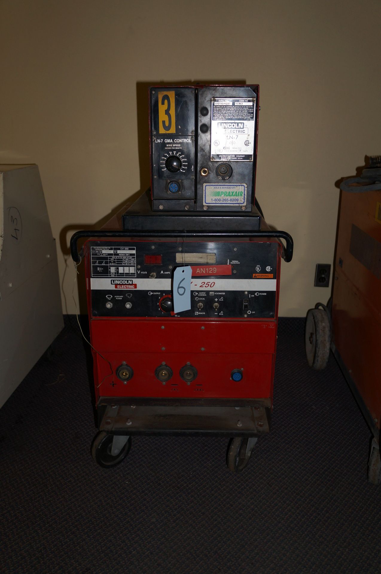 Lincoln electric cv-250. Electric arc welder