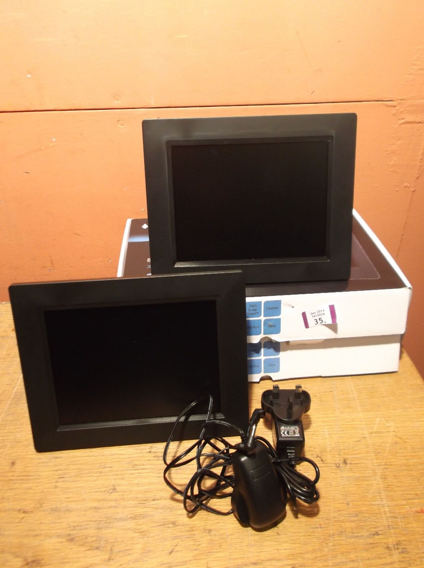 2X Boxed BUSH  JD0801-F02 Black 8" Digital Photo Frame - Powers On Displays An Image