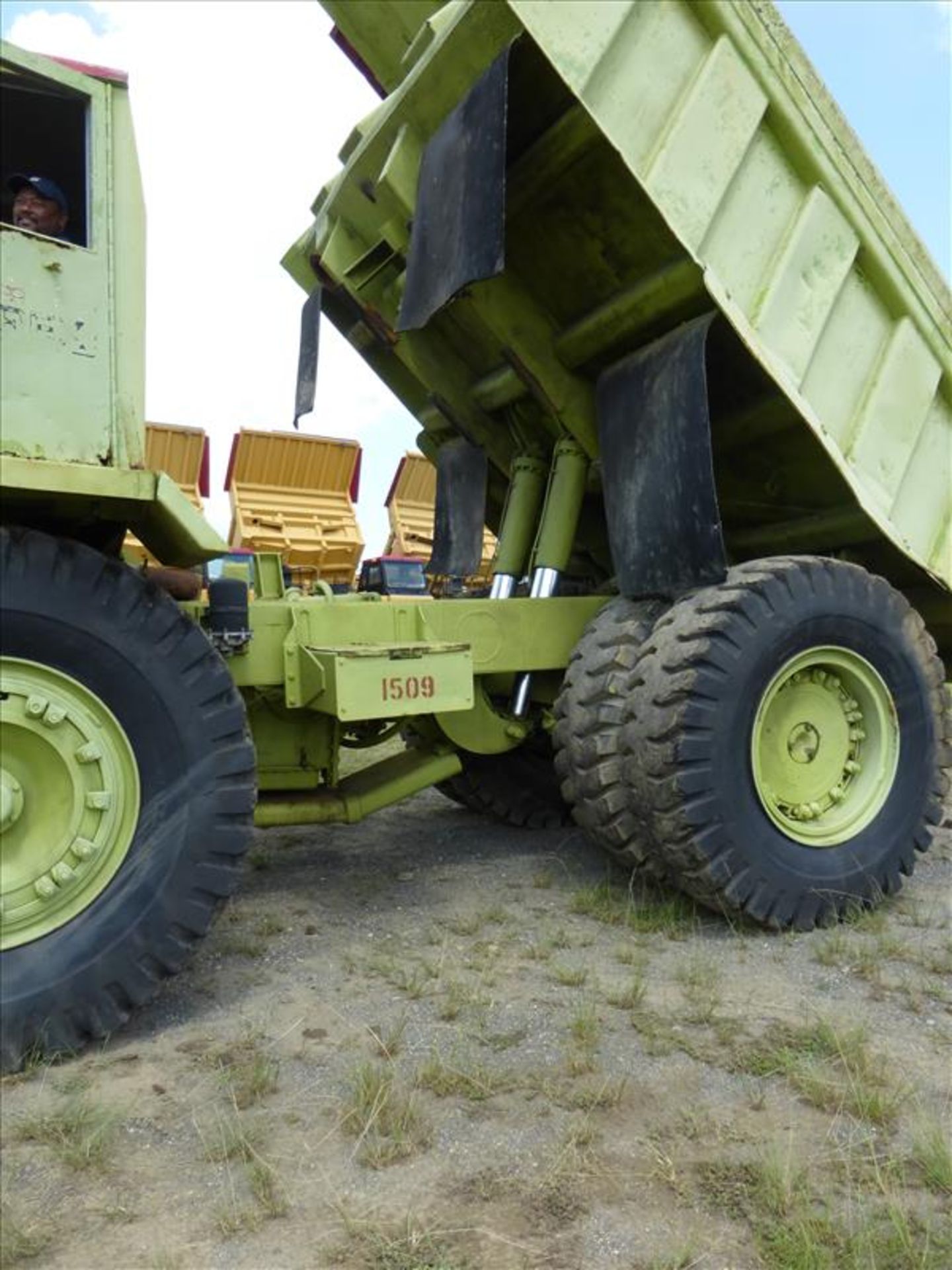 (1978) TEREX OFF ROAD TRUCK 3307-A, ser. no. 60007 (ID 1509) - Image 8 of 14