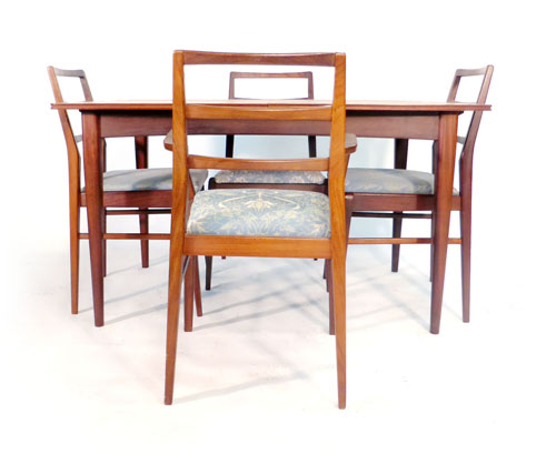 Richard Hornby for Heals, a teak extending dining table, max l. 262 cm, together with six matching