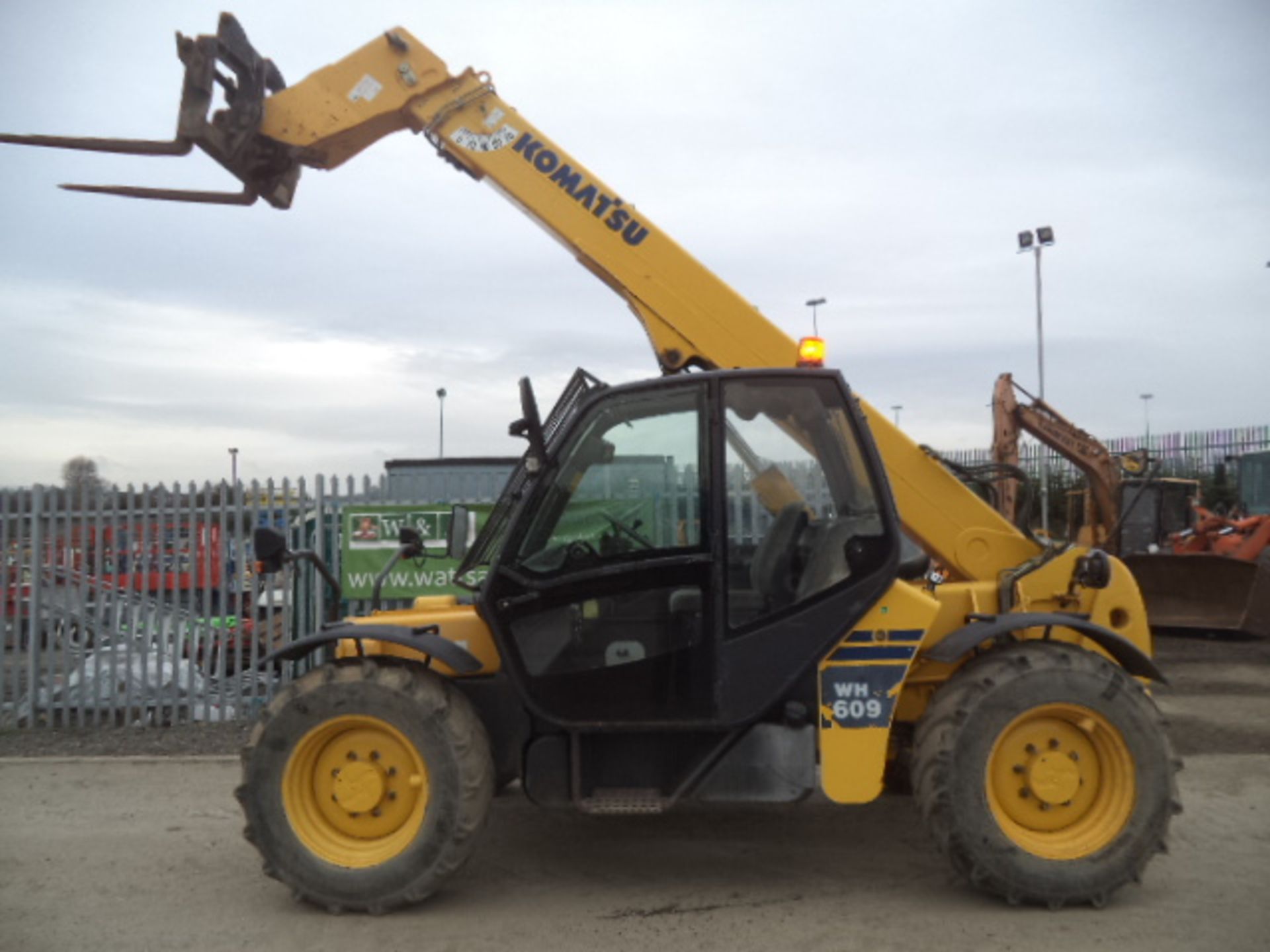 2004 KOMATSU WH609 9m telehandler S/n: (Runs, Drives, Lifts) - Image 9 of 9