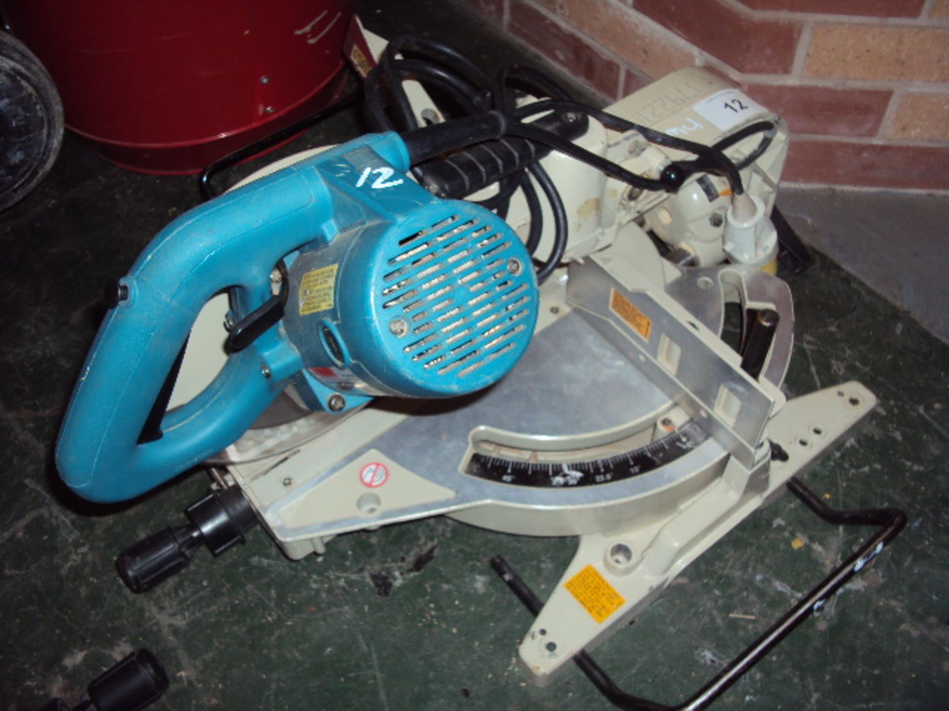 MAKITA LS1013 110v mitre saw